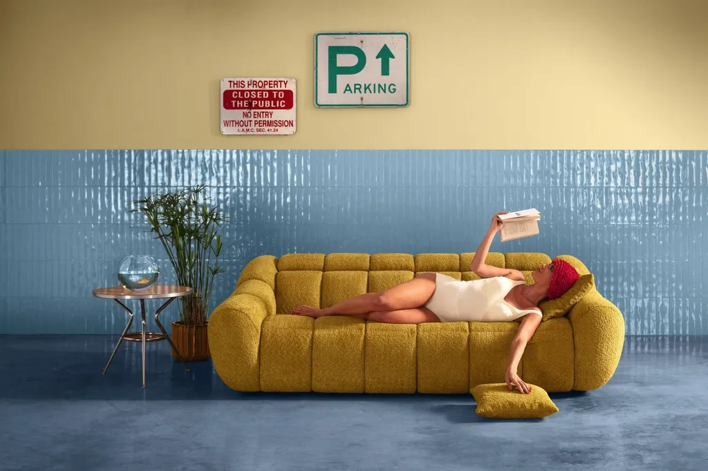 Canapé modulable électrique pour salon design et confort haut de gamme en tissu à Hyères près de La Garde