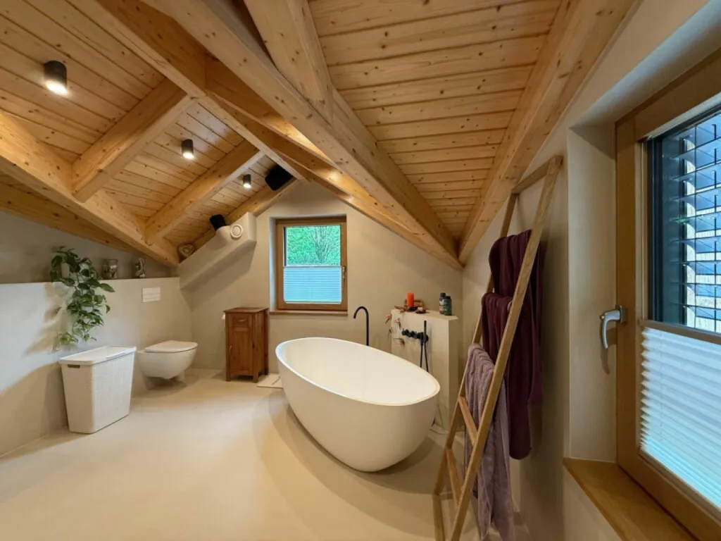 salle de bain moderne domotique intelligente à Genas