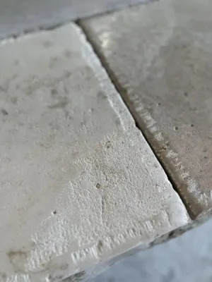 Carrelage pierre, dallage en pierre naturelle rue de Bourgogne 75007 Paris