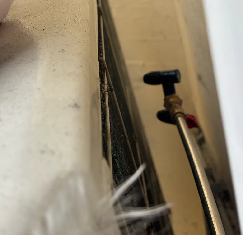 Entretien complet d’une climatisation réversible Split Hitachi à Bagnolet

