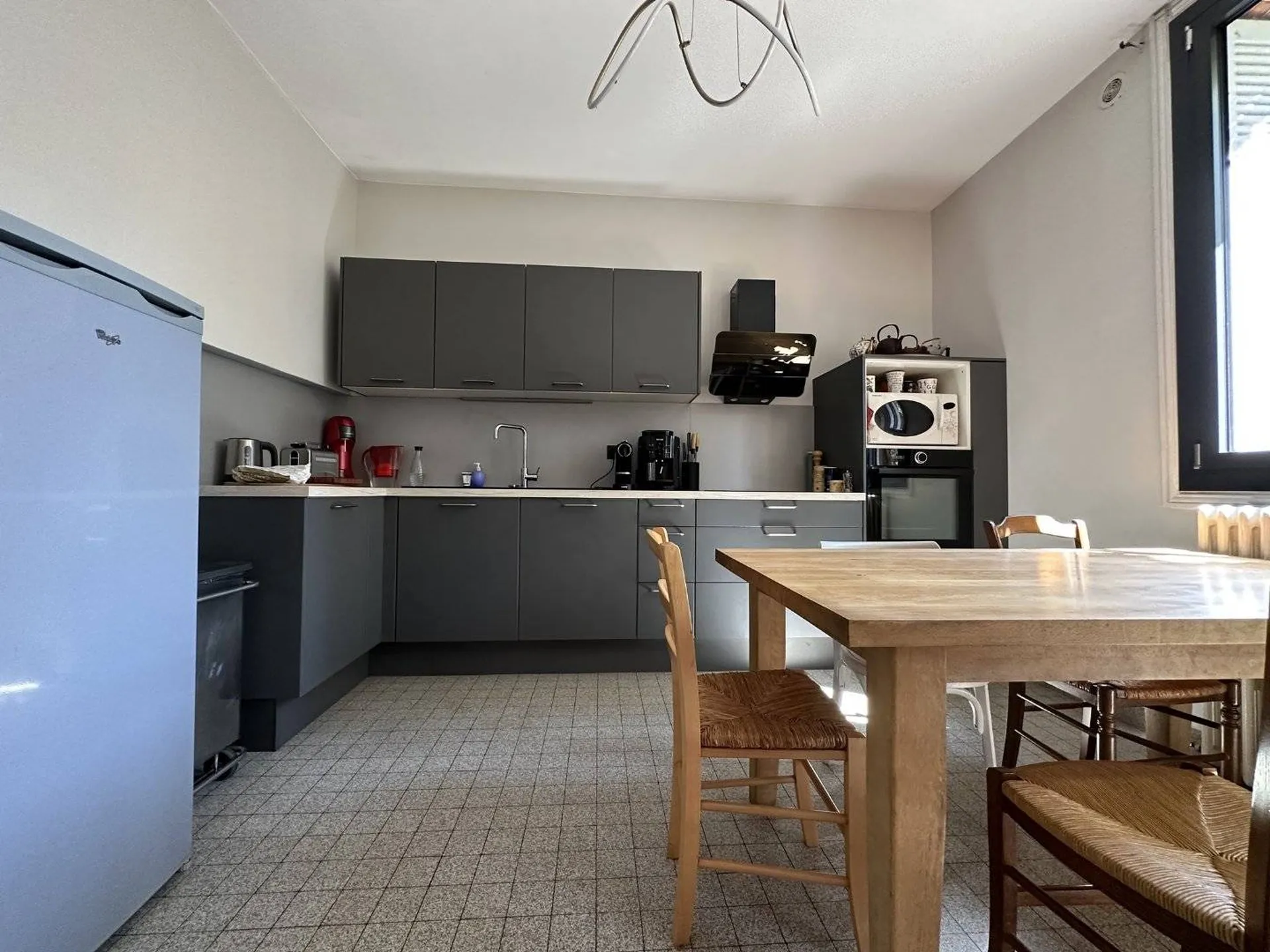 Vends propriété de caractére en centre ville de Dieppe en Normandie.