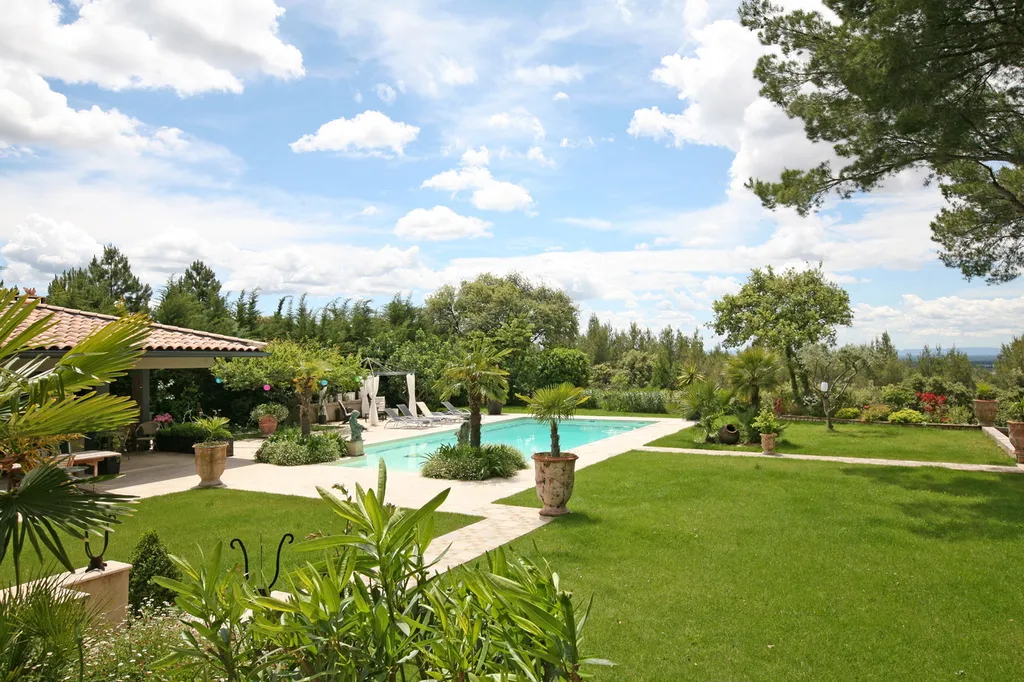 Propriété de prestige avec piscine en vente en Provence
