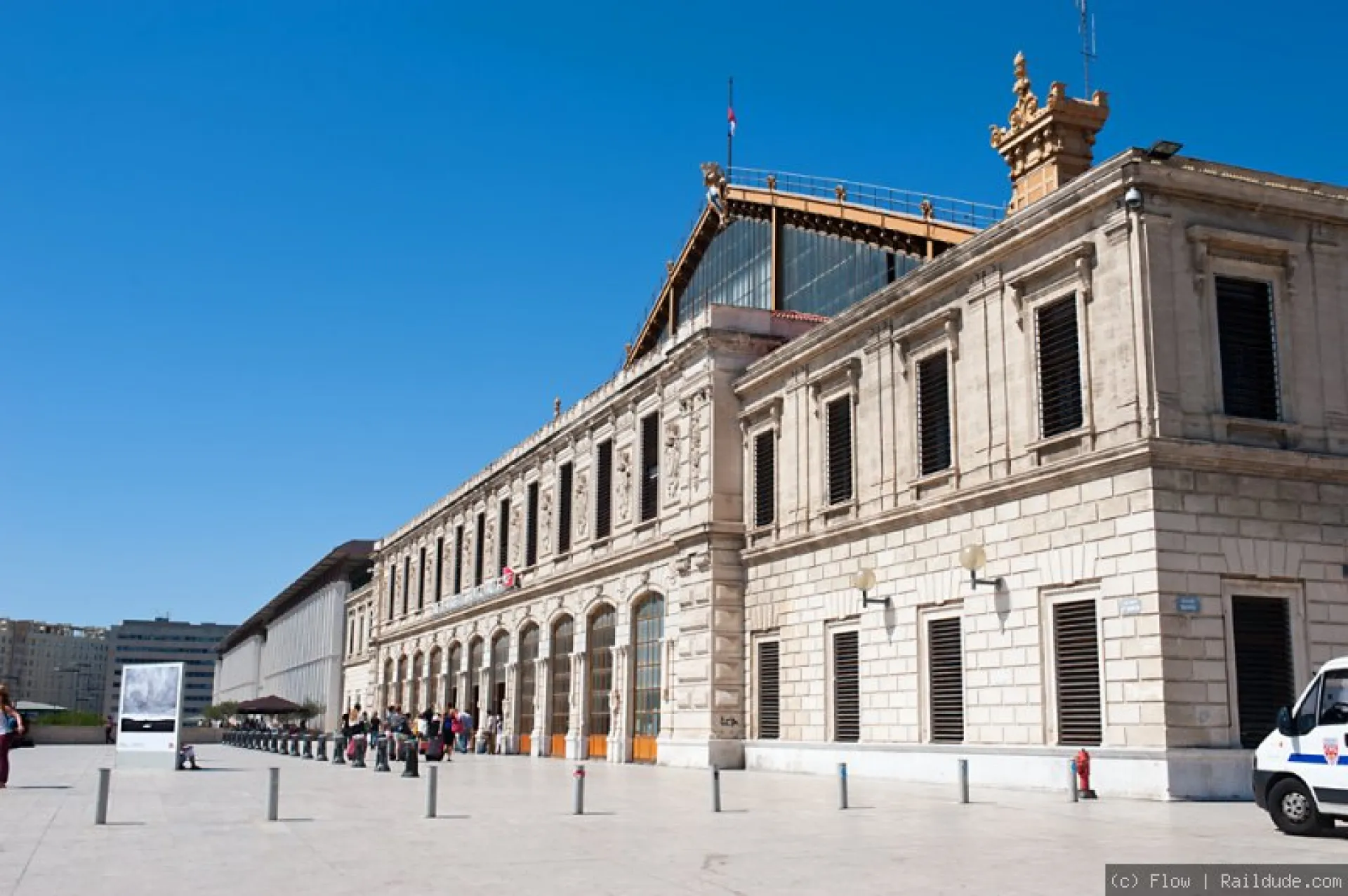 Taxi Aix en Provence tarif pour Gare St Charles Marseille