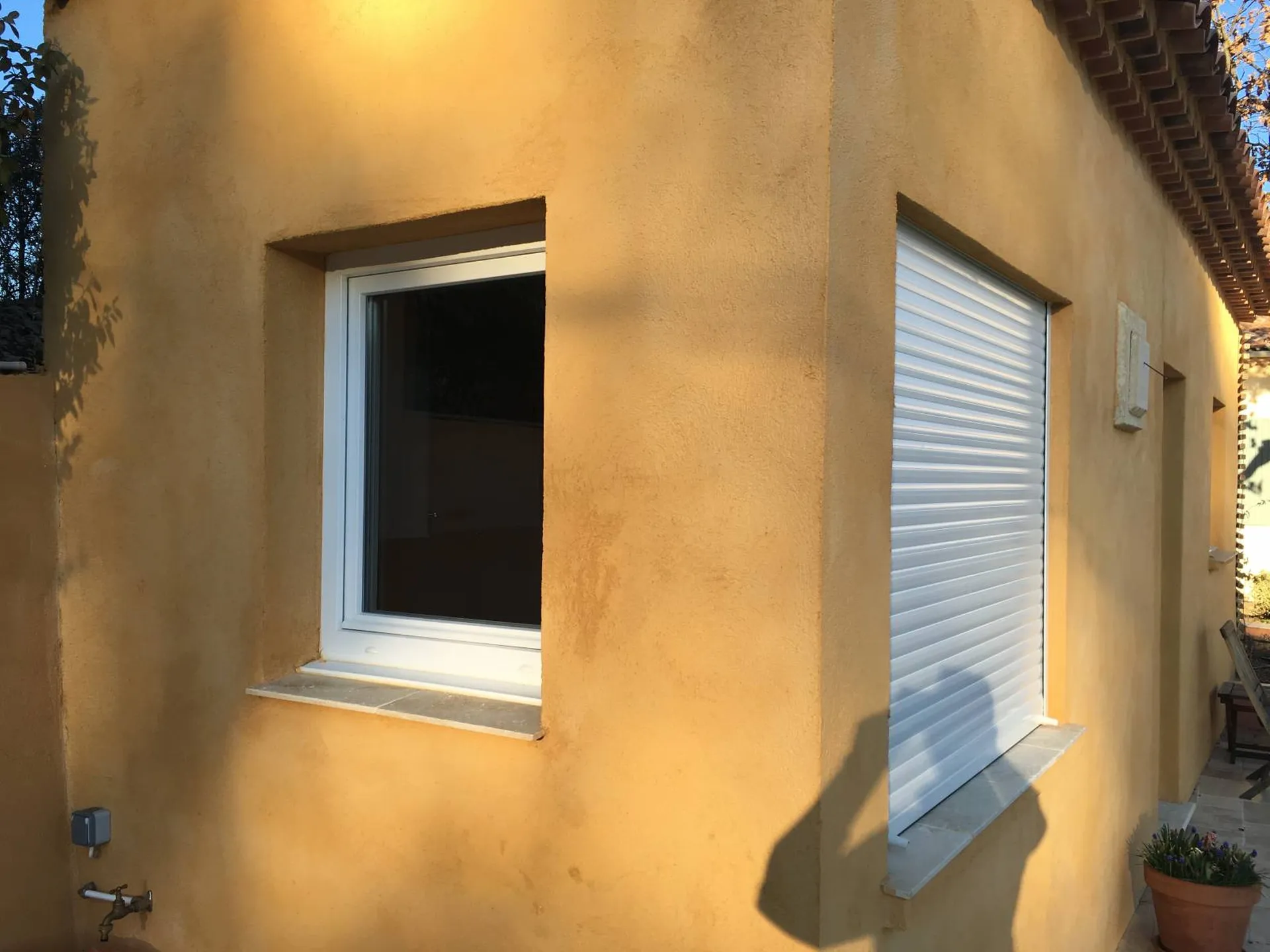 Volet roulant et menuiserie à BOUC BEL AIR