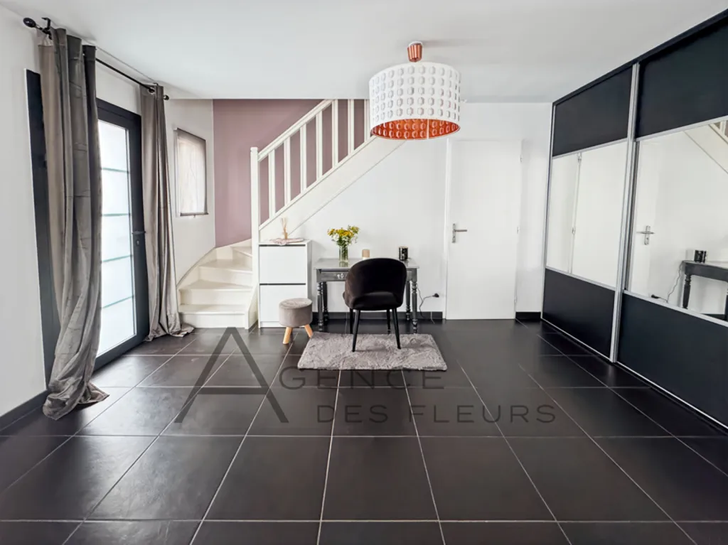 A saisir maison familiale de 131 m² édifiée sur 600m² de terrain sur la commune de ST PIERRE LES ELBEUF 76320