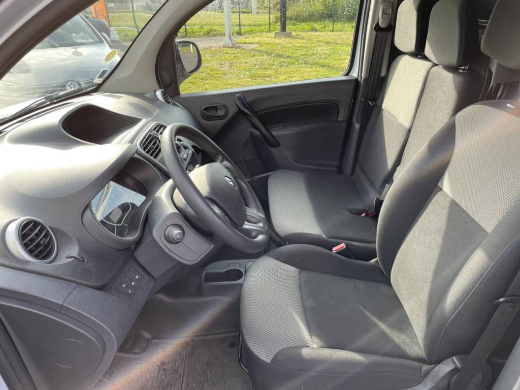 Renault Kangoo fourgon diesel d'occasion proche de Rouen