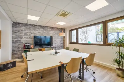 trouver le bon photographe professionnel pour photo d'intérieur de bureaux à Ermont