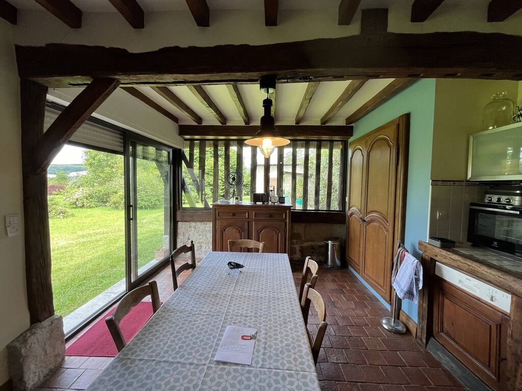 Chaumière à vendre située au calme sans vis-à-vis à Vatteville-la-Rue, avec 5723m² de terrain