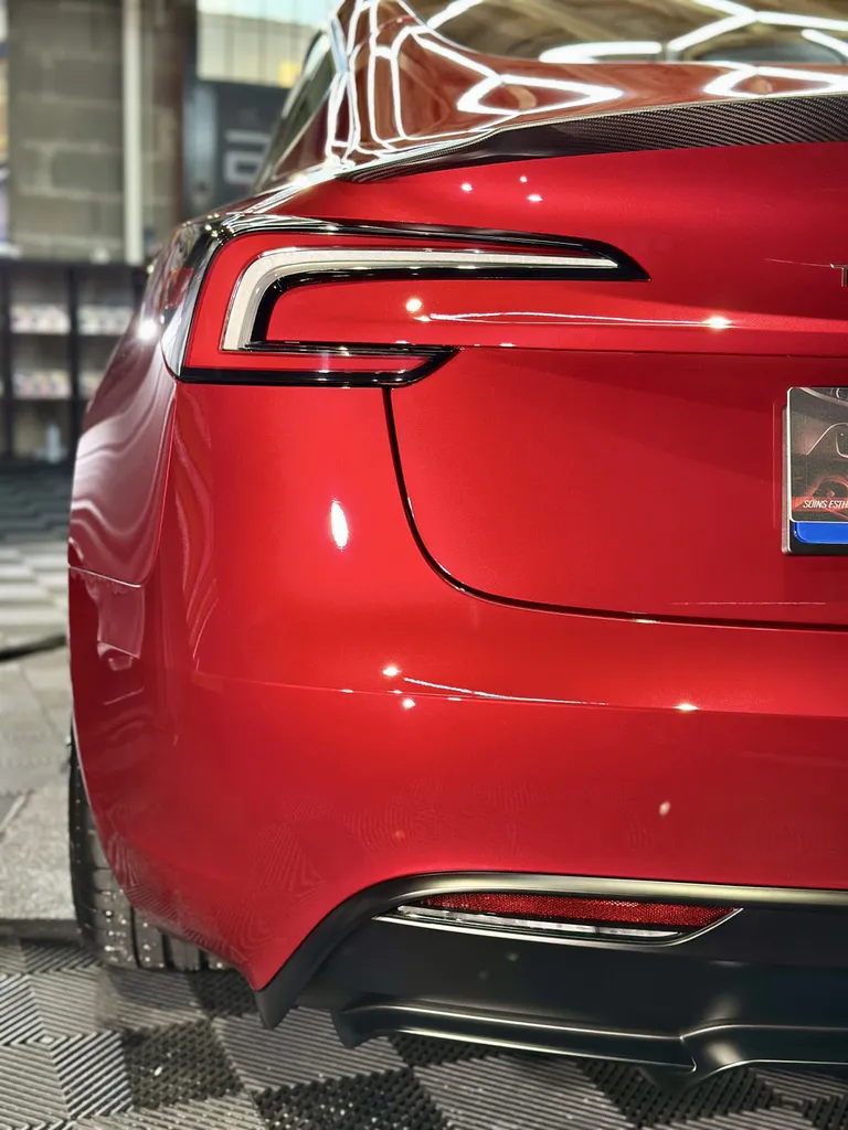 spécialiste du traitement céramique sur Tesla proche Brignais 