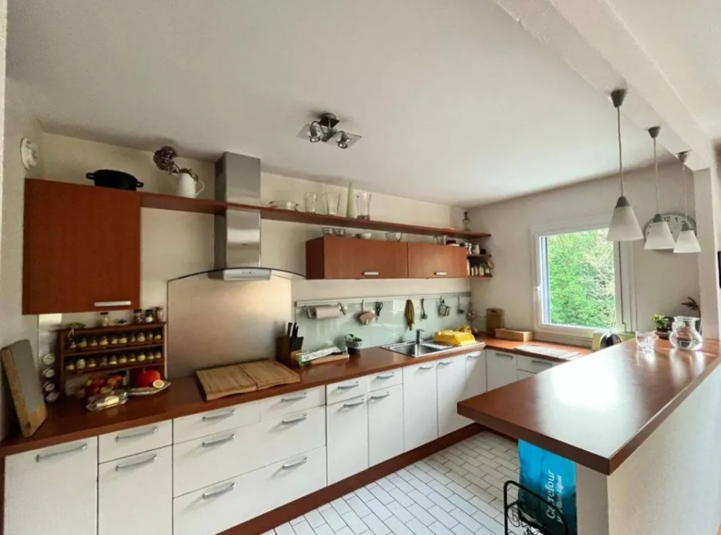 Appartement en location de 87.50m², situé rue Jacques Boutrolles d'Estaimbuc à MONT SAINT AIGNAN, 1155€ charges comprises