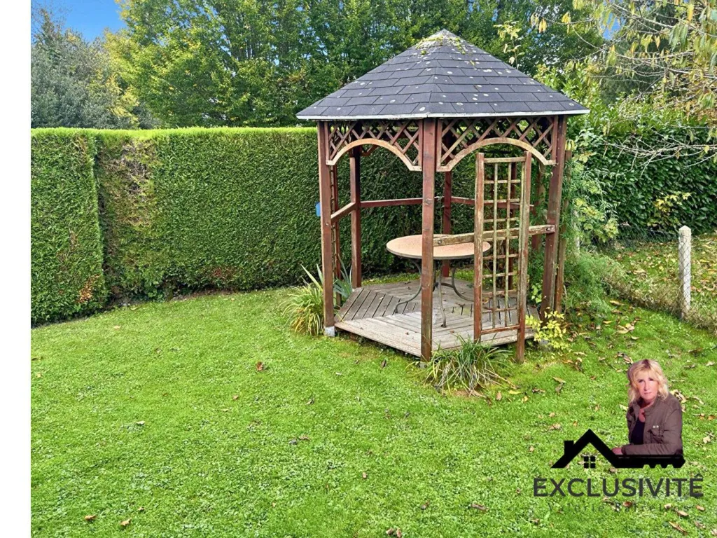 A saisir maison de 80 m2 édifiée sur 571 m2 de terrain sur la commune de LA SAUSSAYE 27370