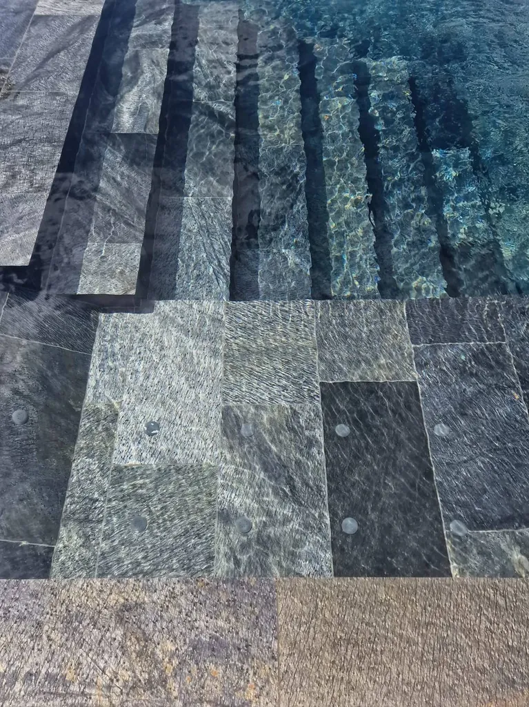 Esprit Balinais - une piscine paradisiaque