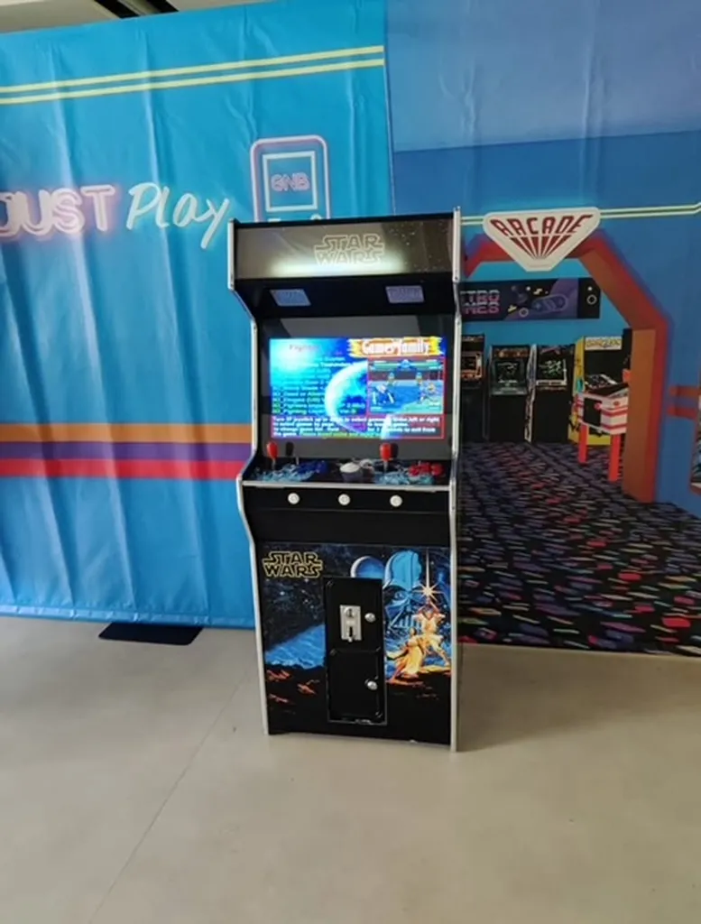 ARCADE / GAMING
