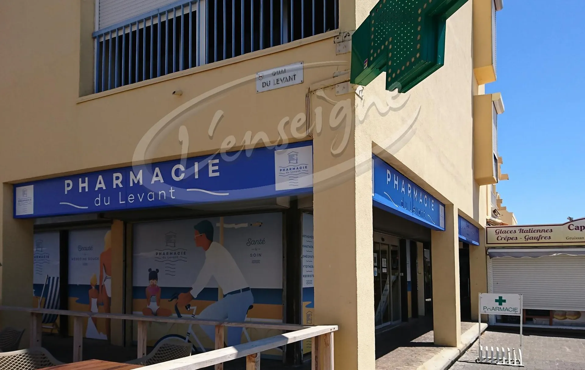 Pharmacie caisson lumineux à Martigues
