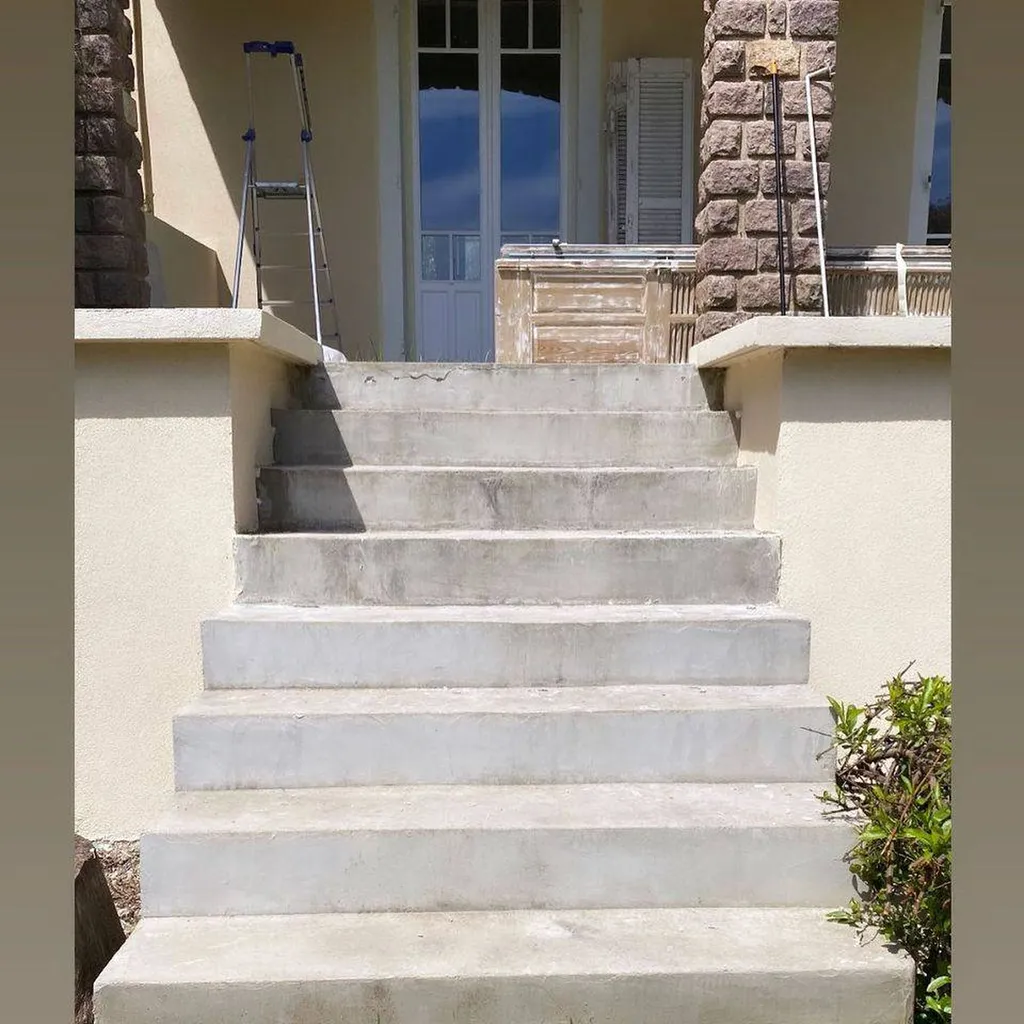 Avant la réalisation d’un joli béton ciré ref grey stone TERRE DU MONDE