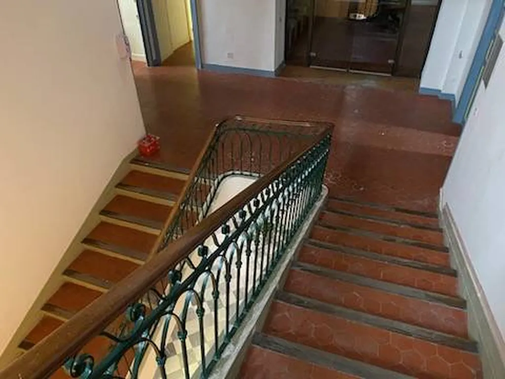 Travaux de rénovation d'un immeuble à Simiane