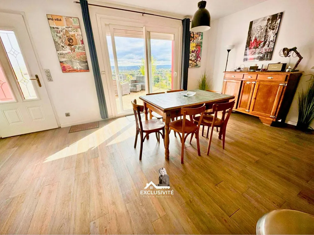 A VENDRE PAVILLON DE PLAIN PIED DE 89 M² SUR ENV 1200 M² DE TERRAIN SUR LA COMMUNE DE FRENEUSE 76410
