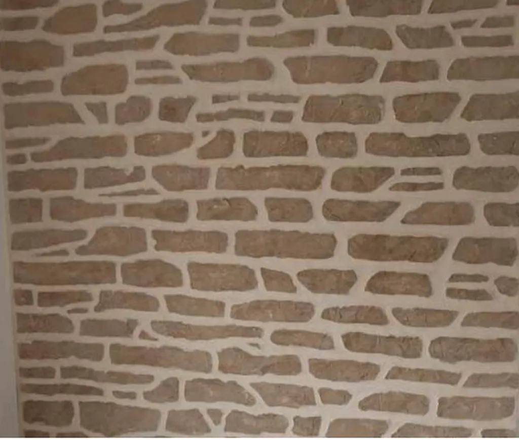 Enduit imitation pierre en intérieur à Alès et dans le Gard 30: donner du cachet et du caractère à vos murs. Enduit décoratif fait main, conseil suivit et qualité STONEO