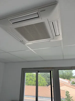 Installation VRV HITACHI pour des locaux médicaux à Aix-en-Provence par PROXICLIM 