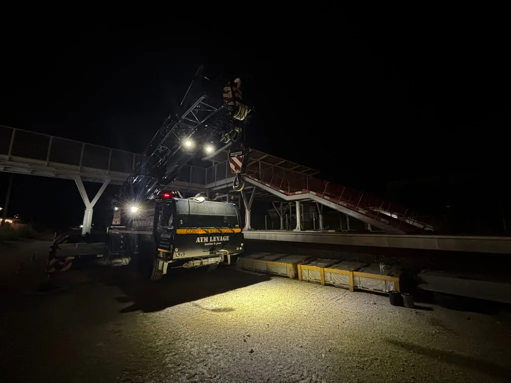 Location Grue mobile de nuit à Paris