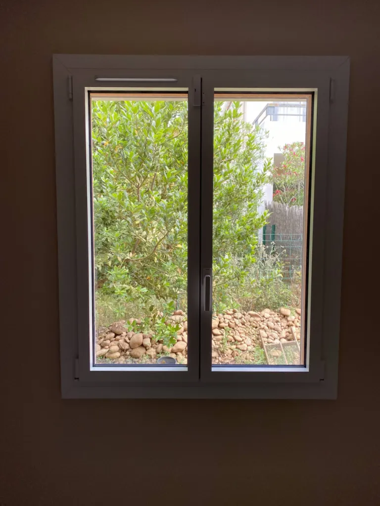pose de fenêtres aluminium sur mesure rossi