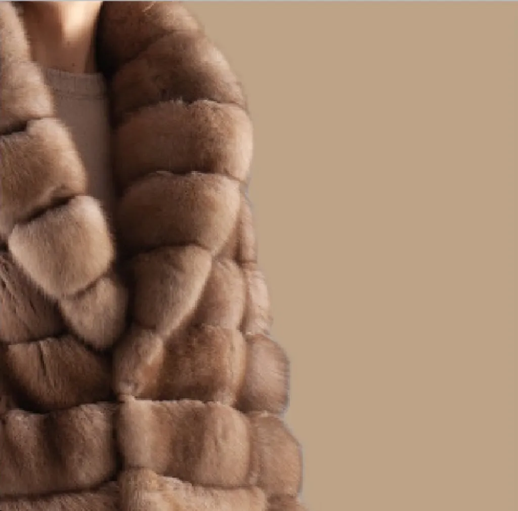 La collection Manzoni 24 automne-hiver, le confort, l'élegance, des tons de créme et de chocolat qui ont séduit Sacha.