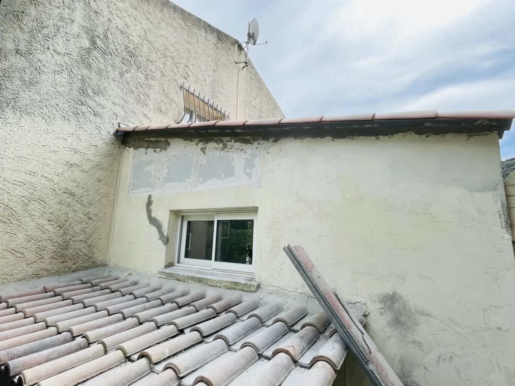 Intervention de rénovation de toiture sur Mimet près d’Aix en Provence 