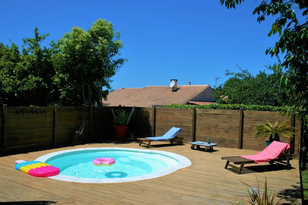 piscine coque ronde par alliance piscines toulon