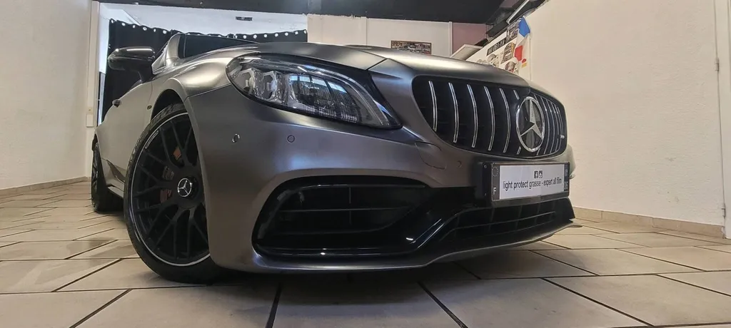 Total covering sur voiture de prestige dans le 06