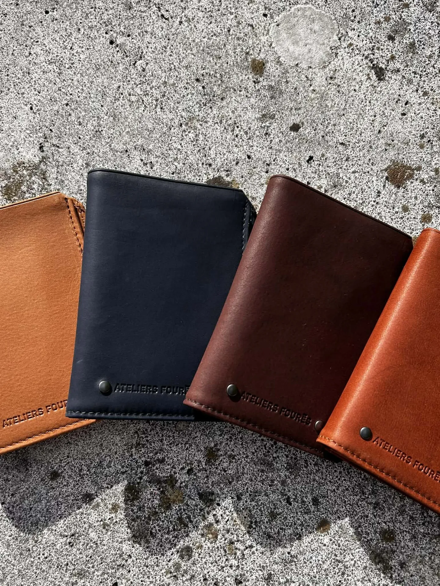 Portefeuille en cuir Ateliers Fourès chez Evasion à Eu