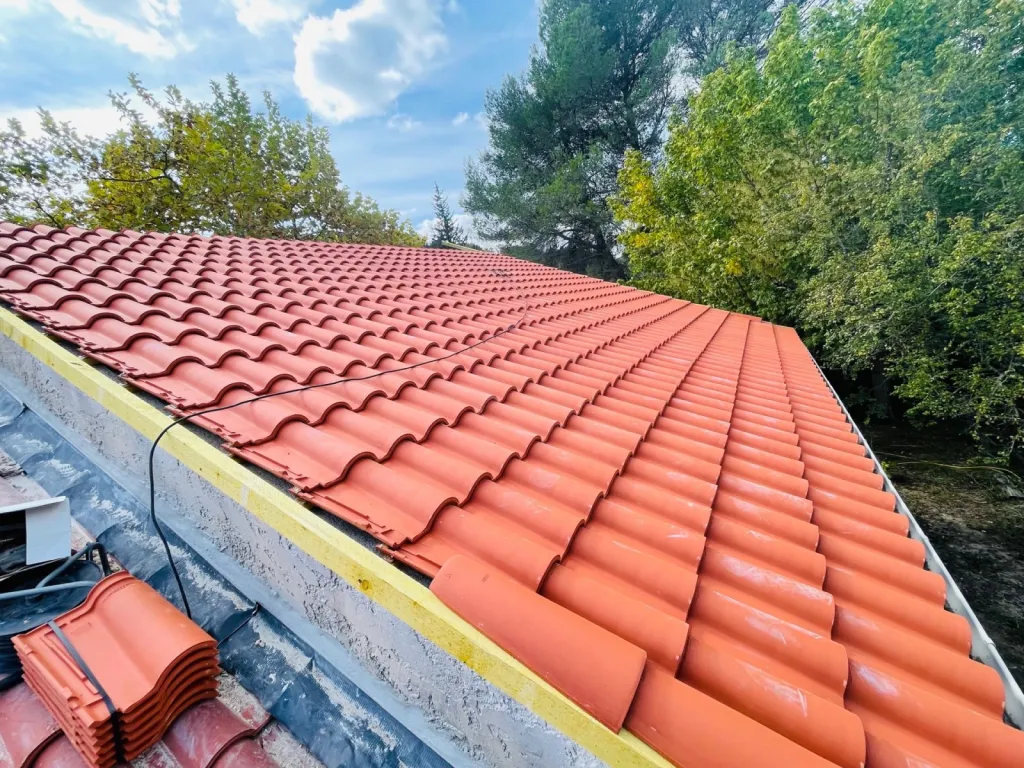 Nouveau remplacement de toiture sur Bouc Bel Air près de Aix en Provence