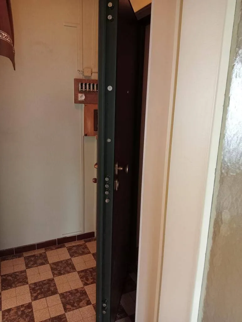 installation d'une porte blindée A2p*** sur-mesure à Lyon 6