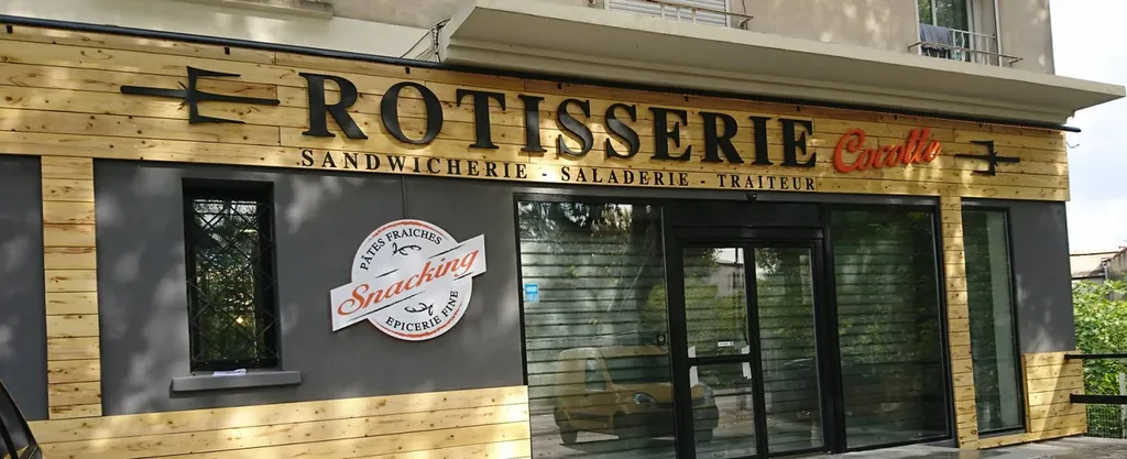 Fabricant Installateur de tous types d'enseignes à Fos-sur-Mer dans les Bouches Du Rhône