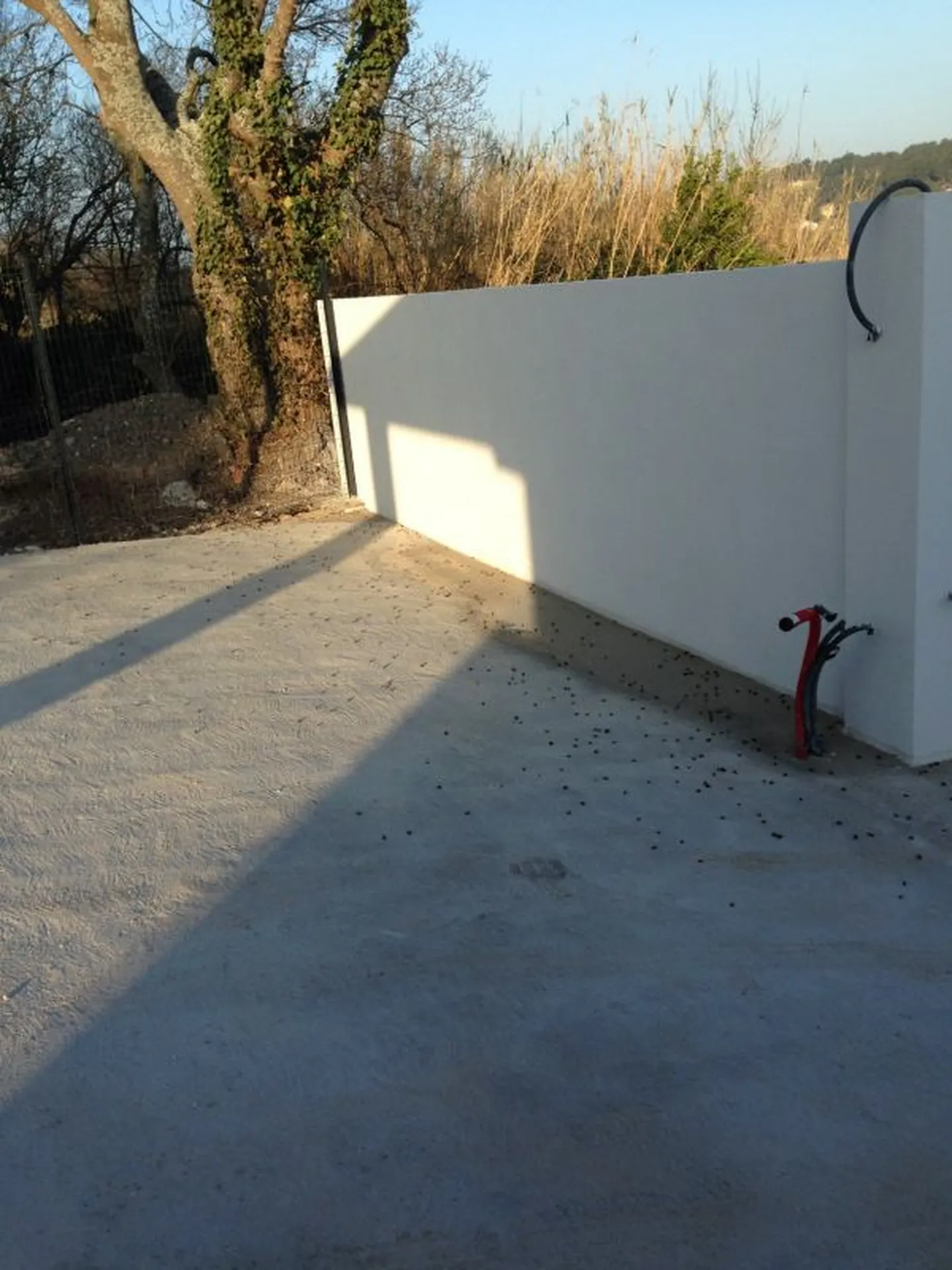 Mur de clôture sur Marignane