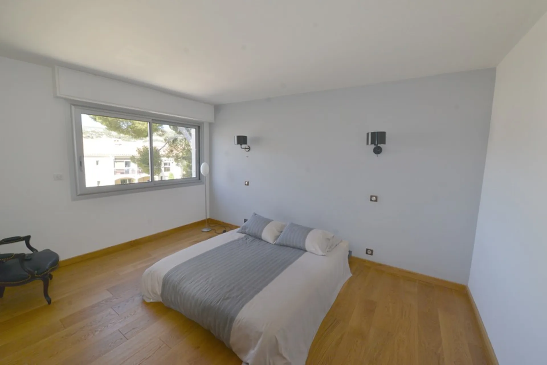 A la vente 3 Cassis coup de coeur assuré ! 