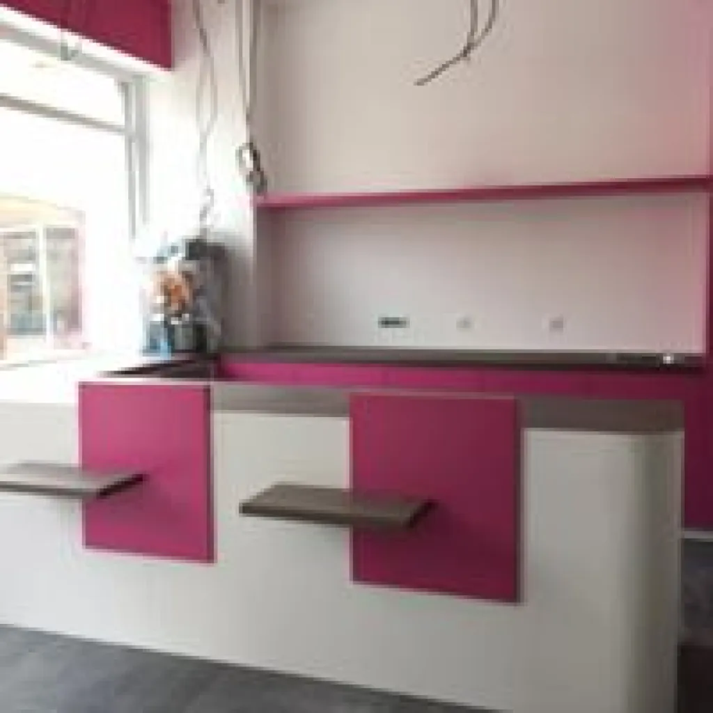 Rénovation intérieure complète pour l’aménagement d’un espace commercial à Miramas