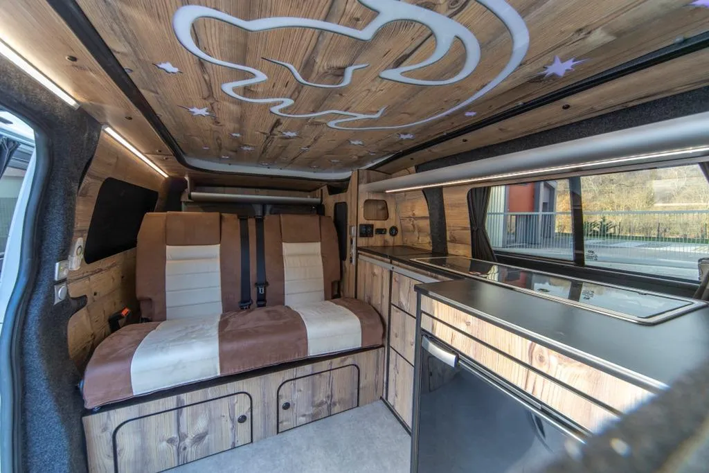 Aménagement intérieur sur-mesure Peugeot Expert XL à Lyon et dans le Rhône