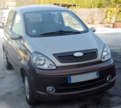 VENDU !!! Vente Voiture Sans Permis d'occasion MICROCAR M.GO C&C Série Spéciale de 2010 a Toulon dans le Var 83