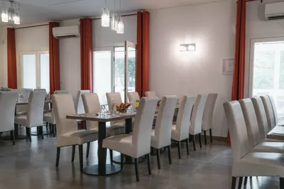 Résidence senior haut de gamme avec restaurant et jardin arboré calme et paisible dans le l'Hérault