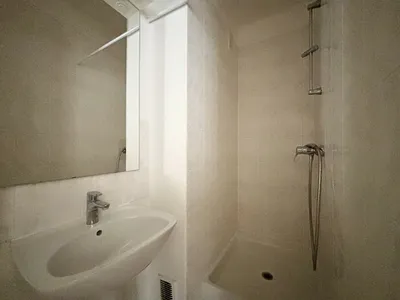 A vendre en Exclusivité un appartement familial à Saint-Germain-En-Laye de 3 chambres dans un cadre verdoyant de 105M² à proximité  des écoles.