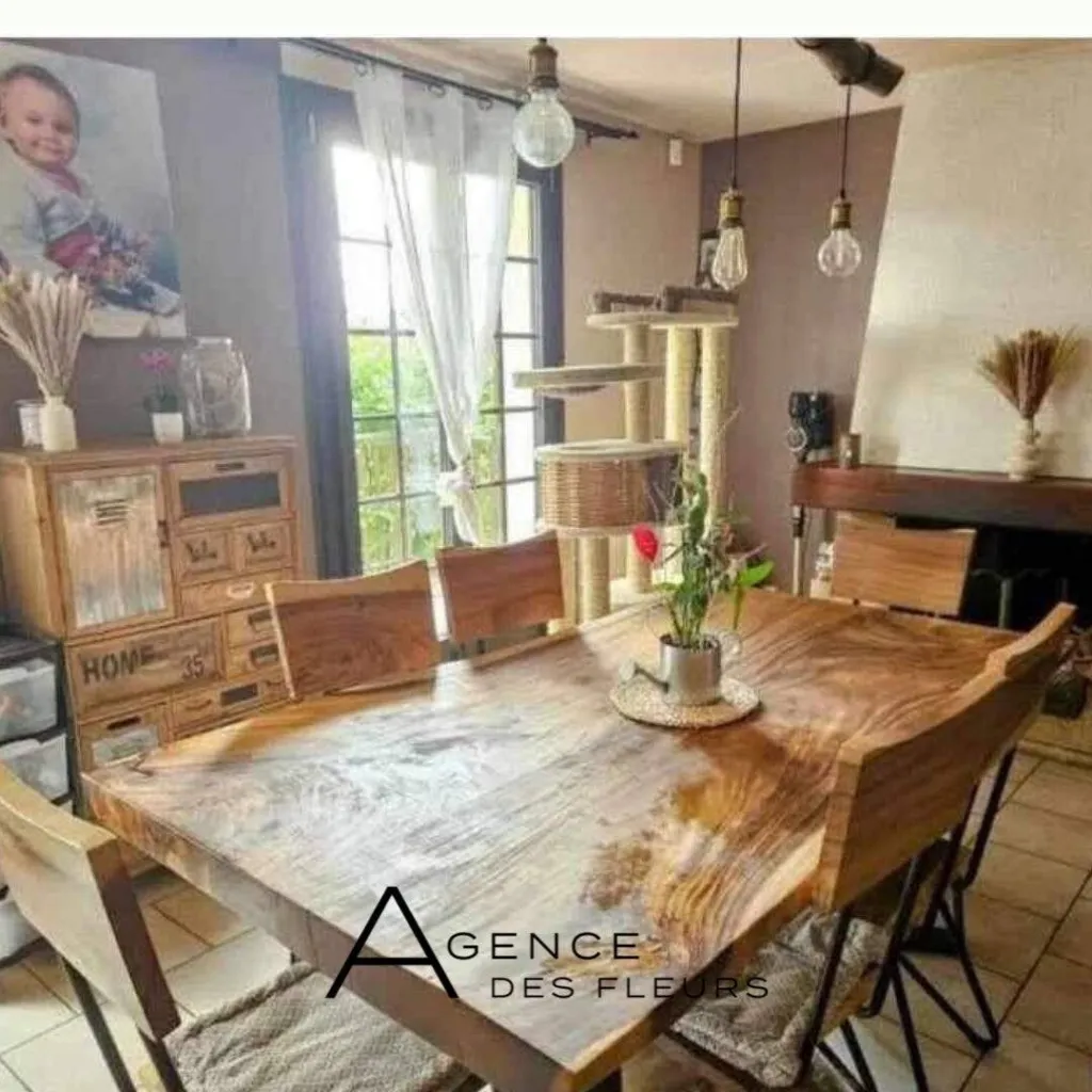 A saisir maison de 128 m² édifiée sur 500 m² de terrain sur la commune de ELBEUF 76500