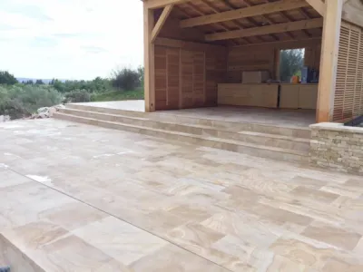 Pierre à Bordeaux 33 Nouvelle-Aquitaine