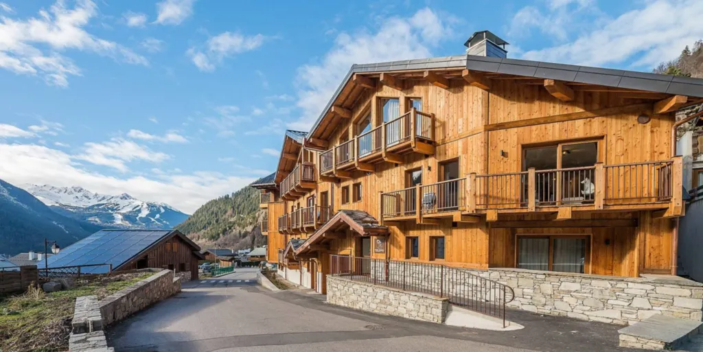 Le Grand Bouquetin : appartement de prestige à Champagny-en-Vanoise, vue panoramique plein sud