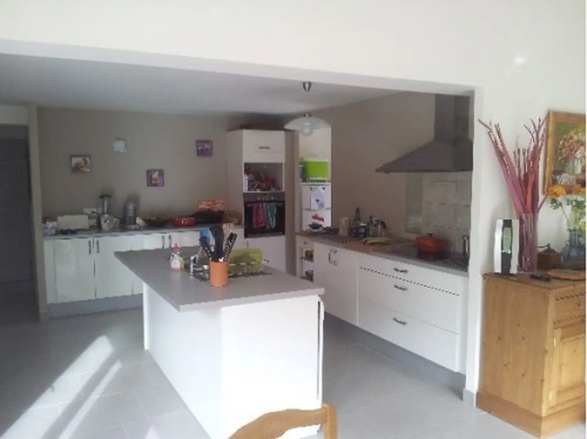 Trouver un logement 5 sur Roquefort La Bédoule dans quartier calme et recherché  sur 625m² de terrain plat et piscinable