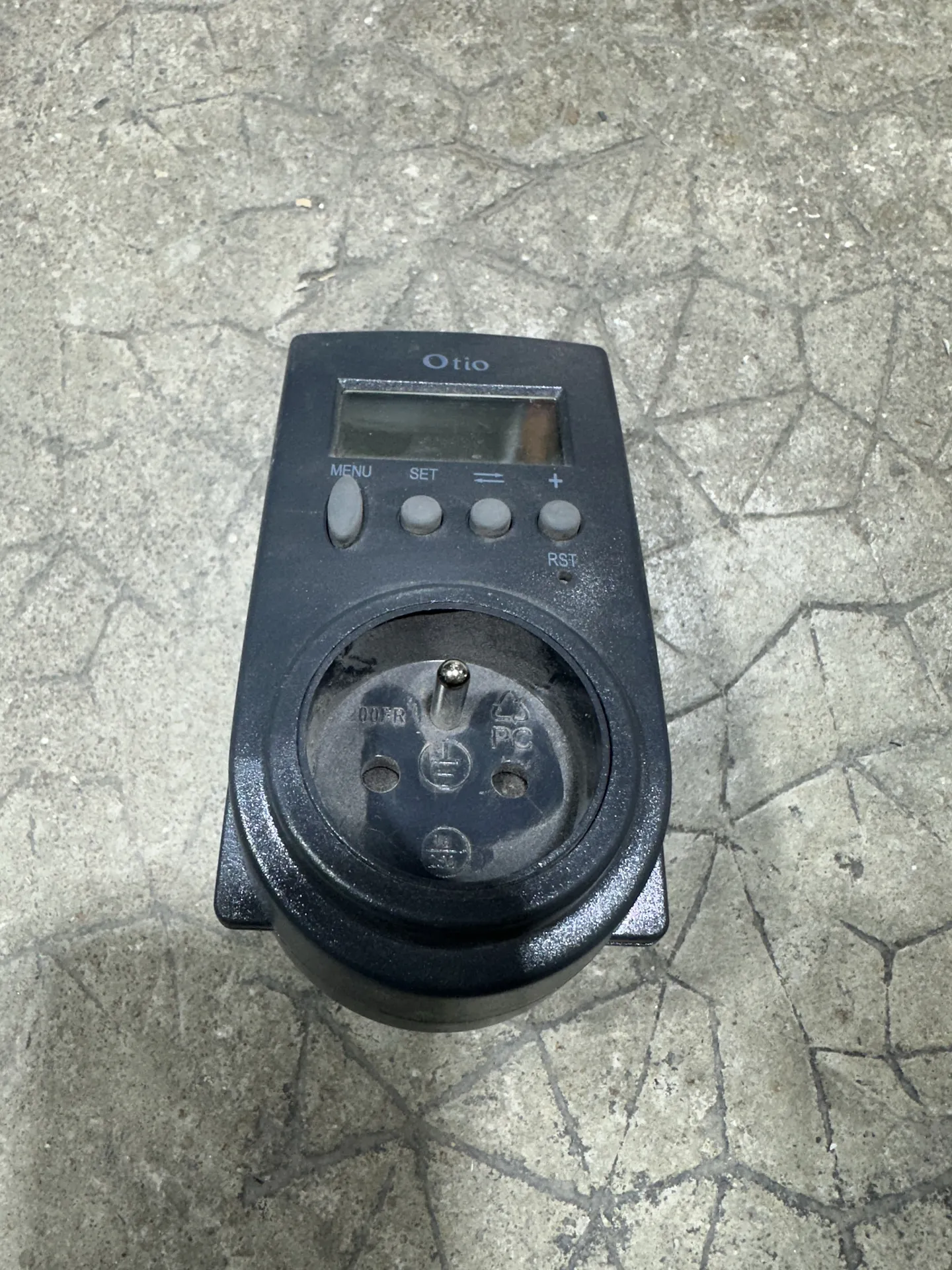 PRISE PROGRAMMABLE 16A