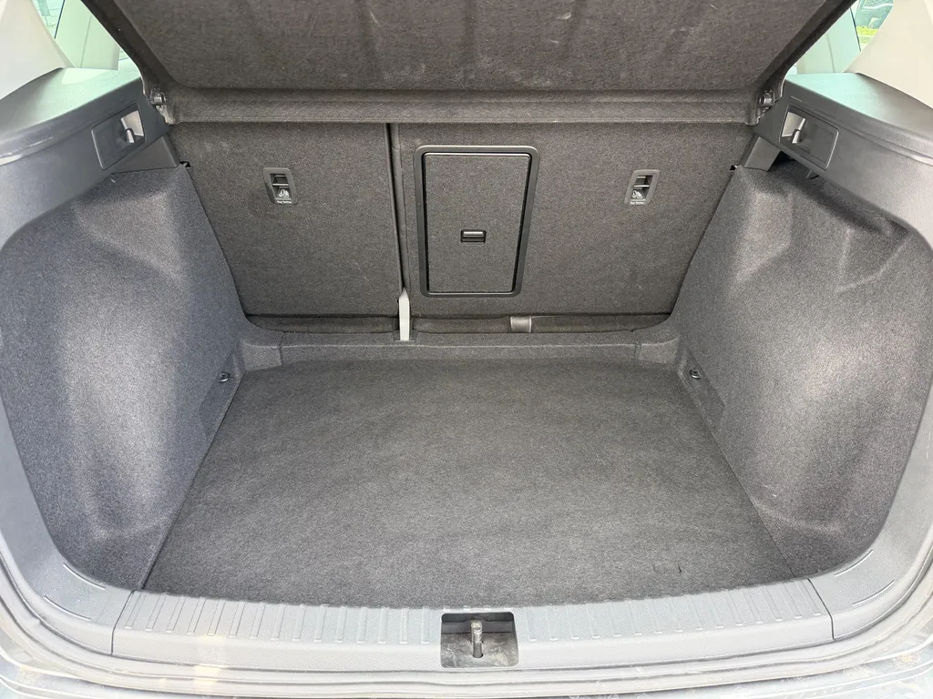 Achat voiture occasion à deux pas de Lillebonne : SEAT Ateca 2.0 TDI 150 ch DSG7 Style disponible en Normandie