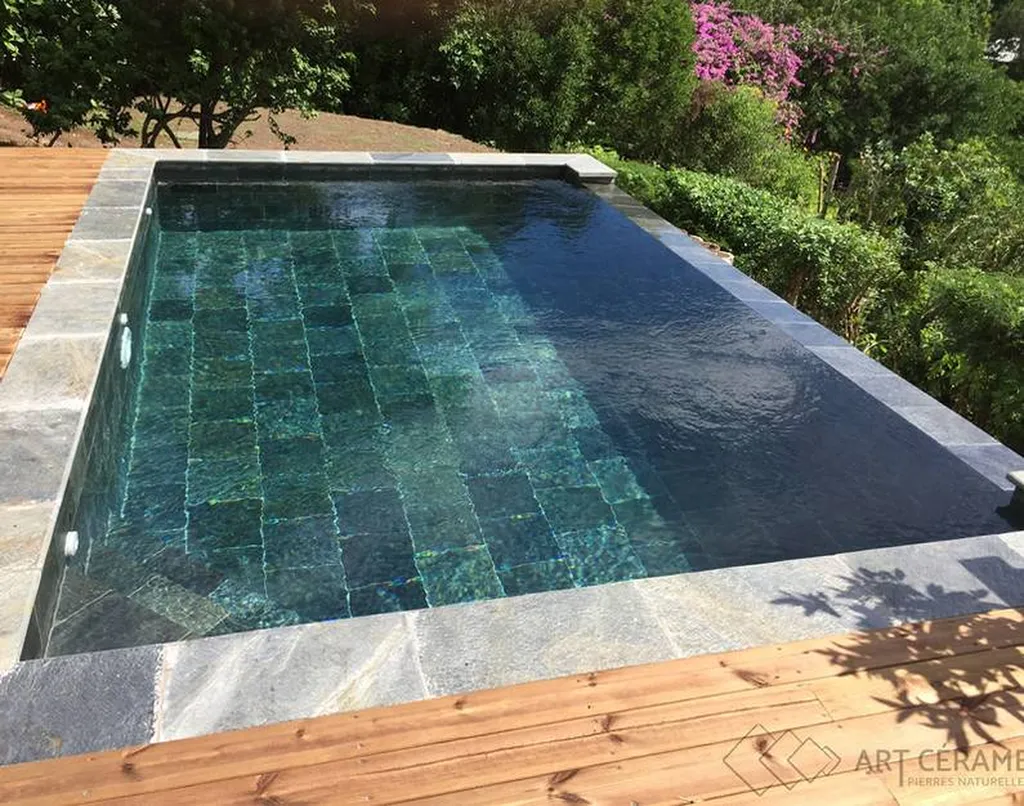 MARGELLE PISCINE EN PIERRE NATURELLE BALI SILVER - BALI MIX GREEN - BALI MIX GREY - DEOLI GREEN