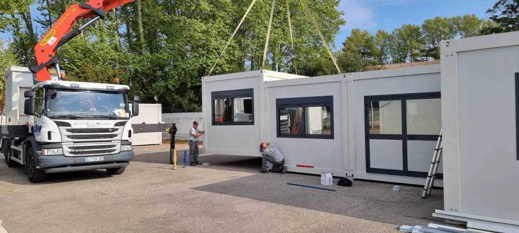 Nouveau locaux de Renault à Avignon en structures modulaires
