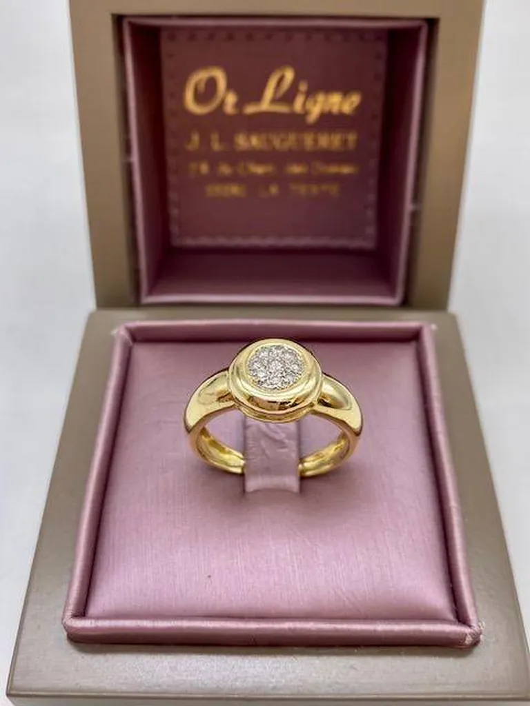 Bague 2 ors 750/1000ème avec pavage rond diamants en dépôt vente chez Or Ligne à La Teste sur la Bassin d'Arcachon