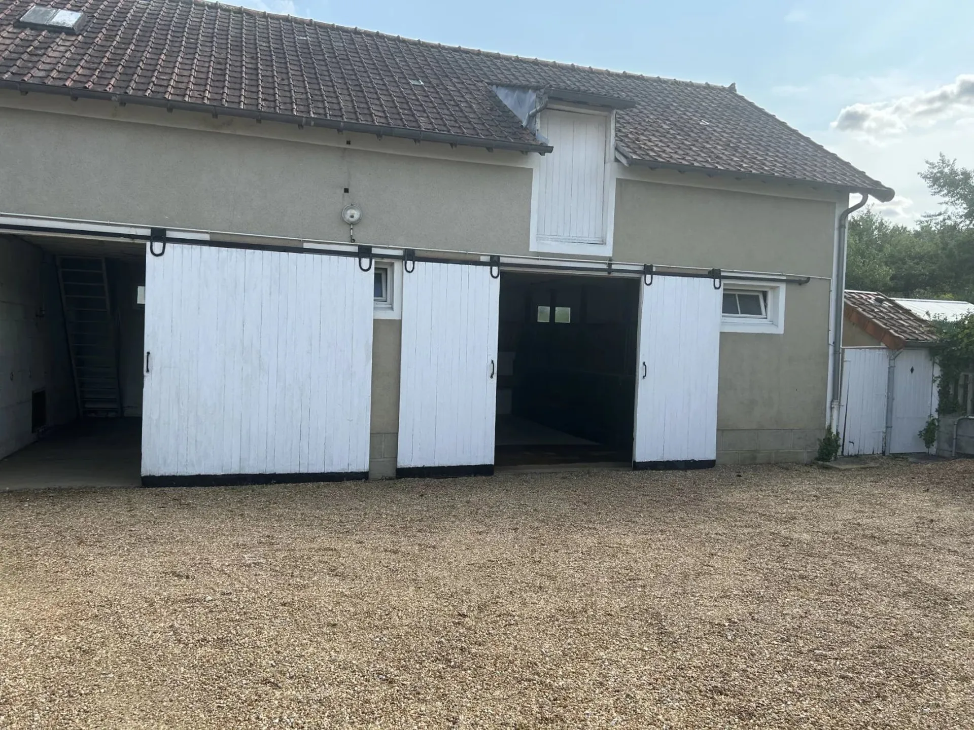 maison avec du potentiel à vendre avec un terrain au mans proche de l'hôpital